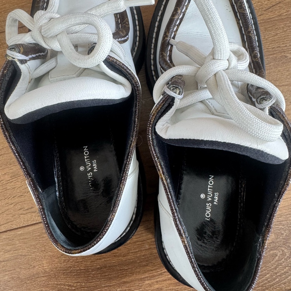 Louis Vuitton Monogram Loafer - Picture 3 of 4